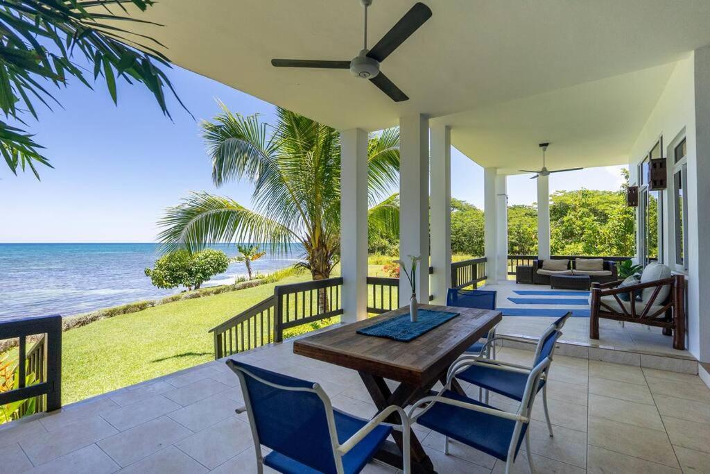 Ivy'S Cove Beach Side Condo - Luxury Villa Whitehouse Bagian luar foto